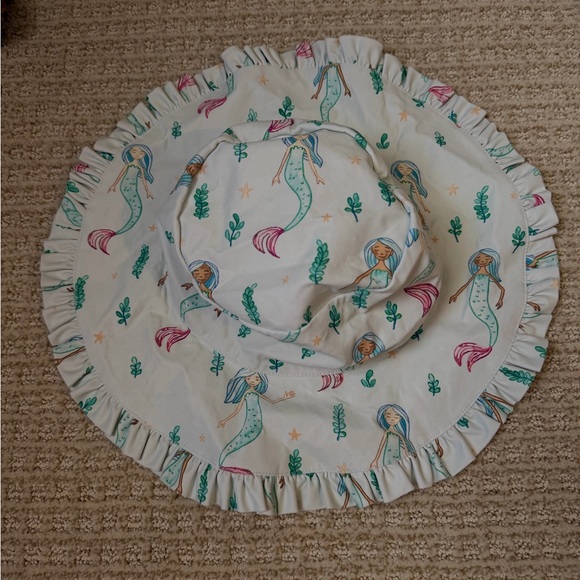 SweetHoney Other - SweetHoney Kids Hat with Mermaid Design - Cream and Green